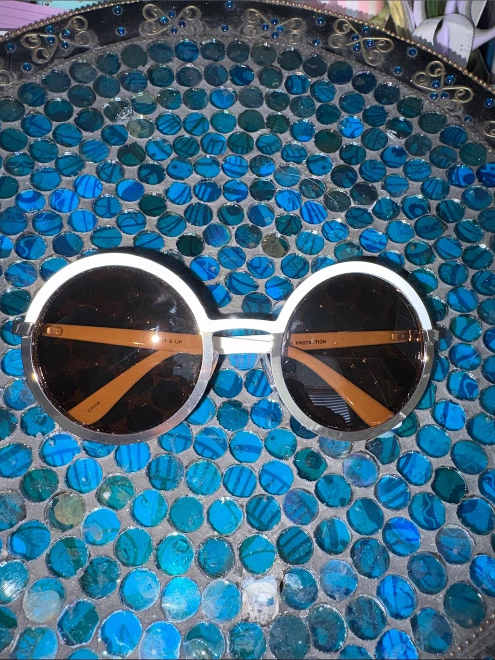 Round White Frame Sunglasses with Brown Lenses 100% Uv Protection